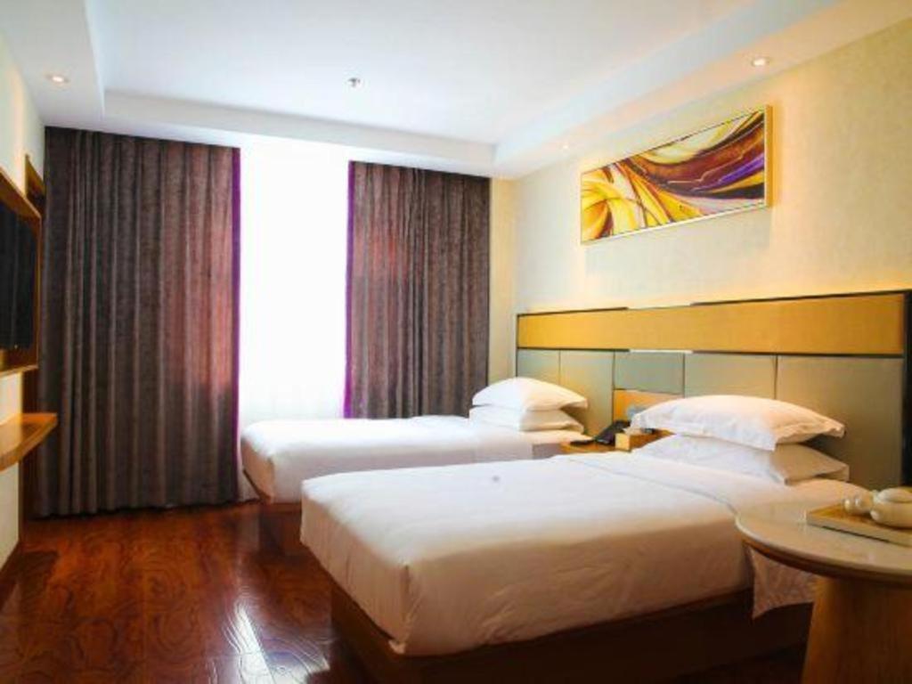 Golmud Greentree Inn Geermu Walking Street Business Hotel מראה חיצוני תמונה