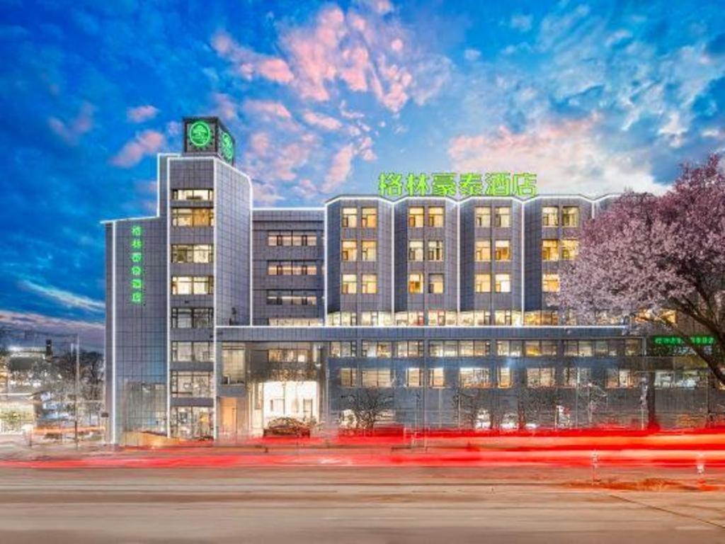Golmud Greentree Inn Geermu Walking Street Business Hotel מראה חיצוני תמונה