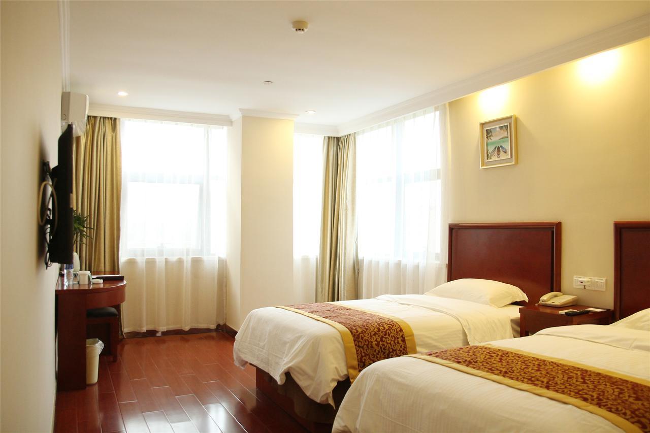Golmud Greentree Inn Geermu Walking Street Business Hotel מראה חיצוני תמונה